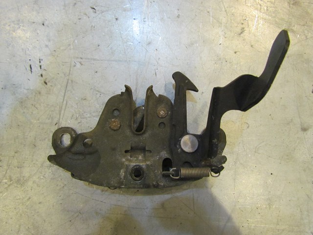 2004 Infiniti G35 Coupe Hood Latch