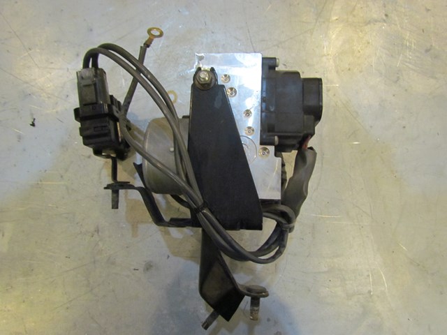 2004 Infiniti G35 Coupe ABS Pump 47600-AM400