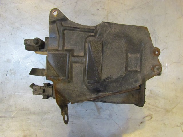 2004 Infiniti G35 Coupe EVAP/Fuel Vapor Canister 