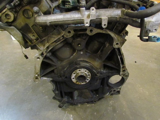 2004 Infiniti G35 Coupe Engine. See Pictures. Minor Damage On Back Of Engine