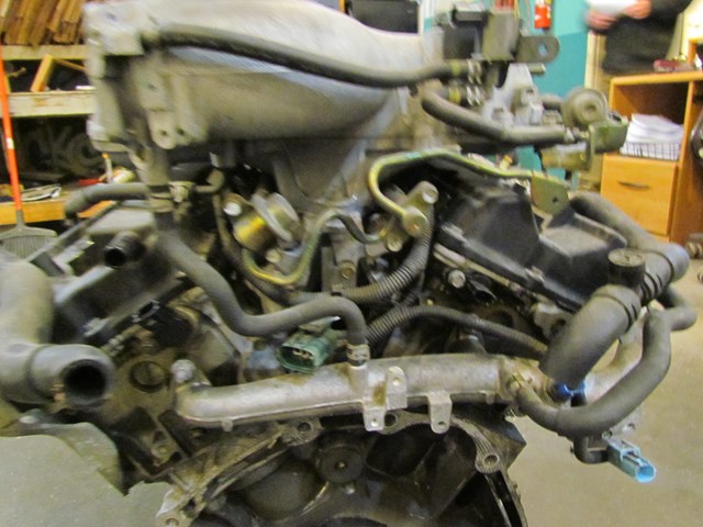 2004 Infiniti G35 Coupe Engine. See Pictures. Minor Damage On Back Of Engine