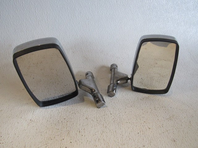 1972 Mercedes-Benz 280SE Side View Mirrors