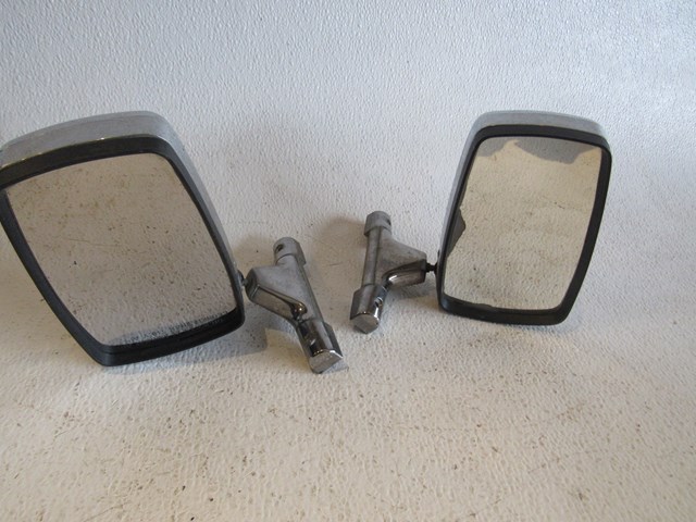 1972 Mercedes-Benz 280SE Side View Mirrors