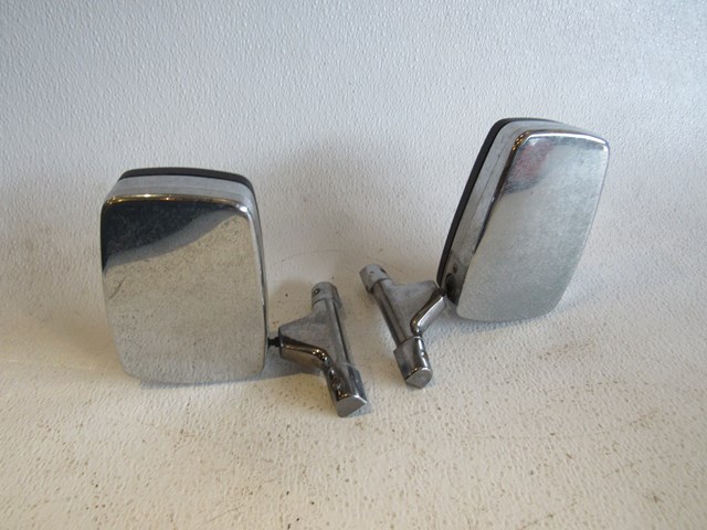 1972 Mercedes-Benz 280SE Side View Mirrors