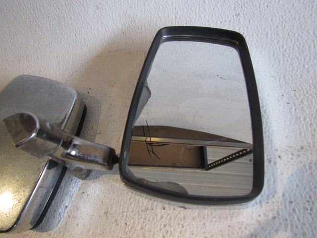 1972 Mercedes-Benz 280SE Side View Mirrors