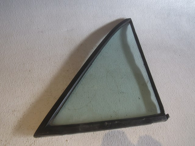 1972 Mercedes-Benz 280SE Drivers Side Quarter Glass