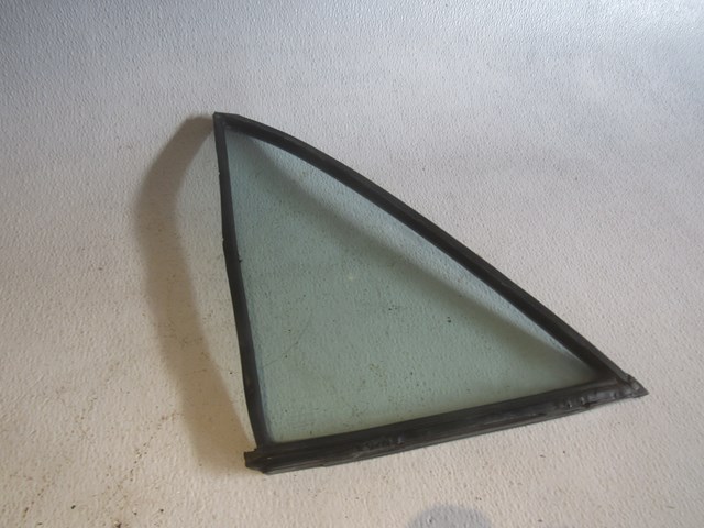 1972 Mercedes-Benz 280SE Drivers Side Quarter Glass
