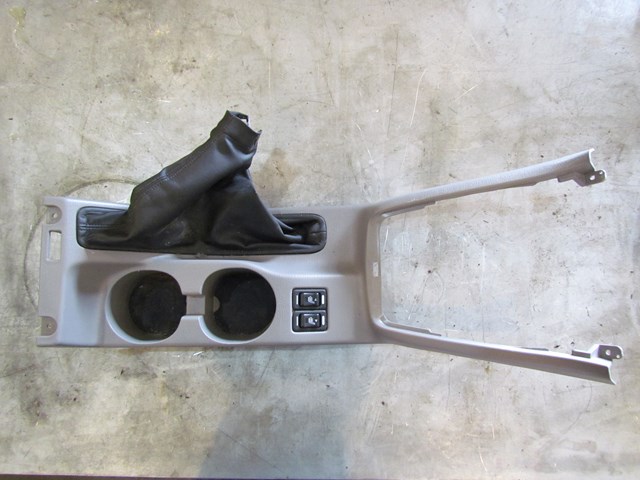 2004 Subaru Forester XT Center Console Less Switches