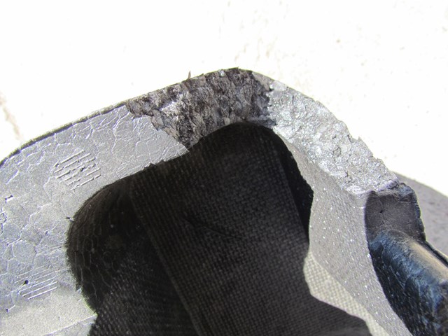 2004 Subaru Forester RH Passenger Rear Hatch Storage Spacer 