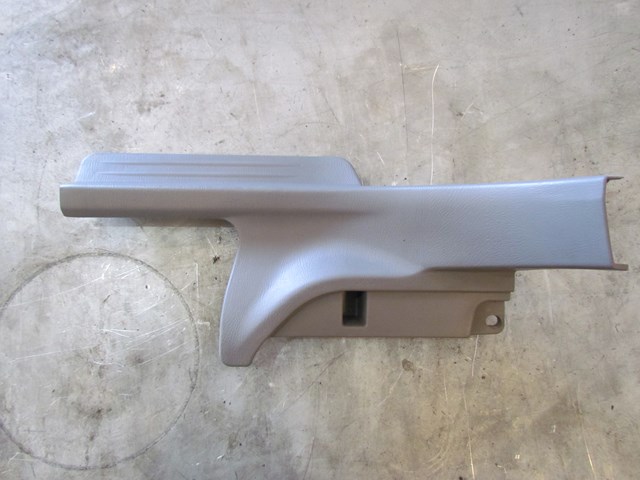 2004 Subaru Forester XT Rh Passenger Rear Door Sill Kick Plate