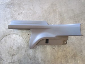 2004 Subaru Forester XT Rh Passenger Rear Door Sill Kick Plate