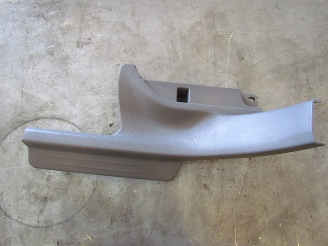 2004 Subaru Forester XT LH Driver Rear Door Sill Kick Plate