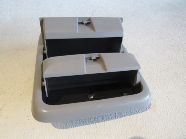 2003 2004 2005 Subaru Forester Front Dome Light Assy