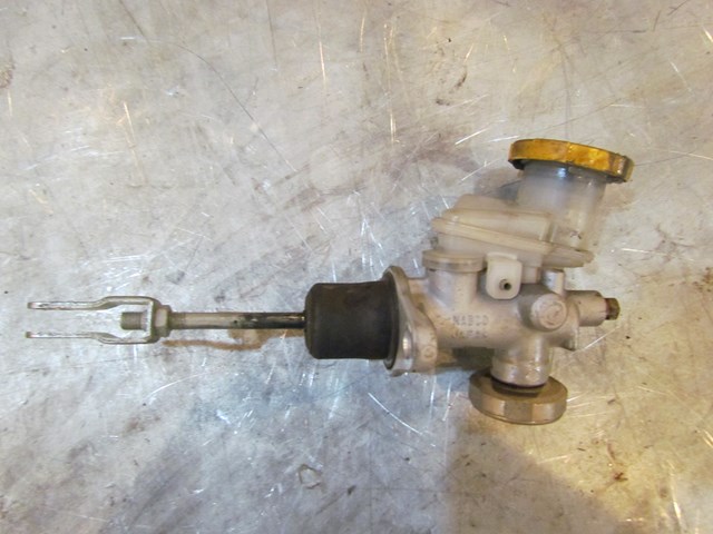 2004 Subaru Forester XT Clutch Master Cylinder