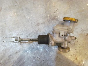 2004 Subaru Forester XT Clutch Master Cylinder