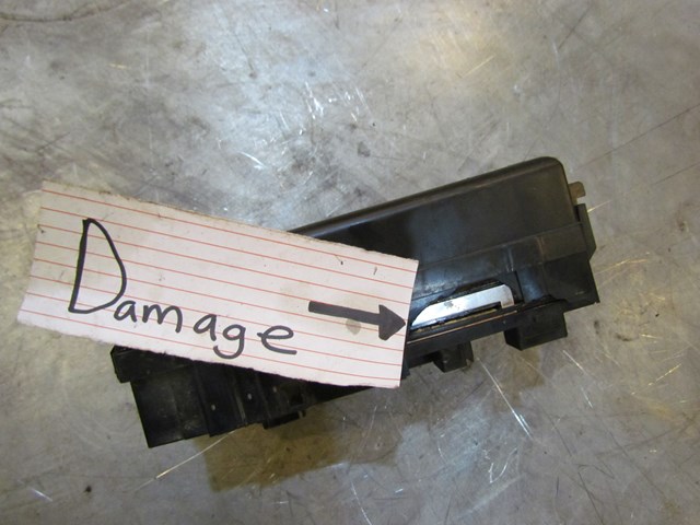 2004 Subaru Forester XT M/T Under Hood Fuse Box. Damaged, SEE PICTURES