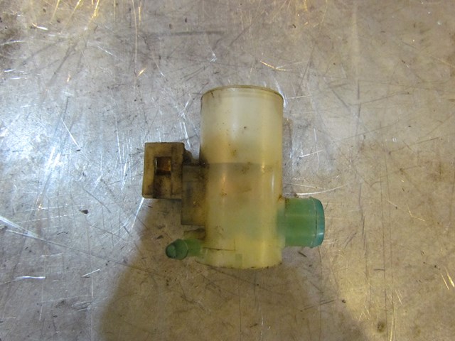 2004 Subaru Forester XT Rear Window Washer Pump