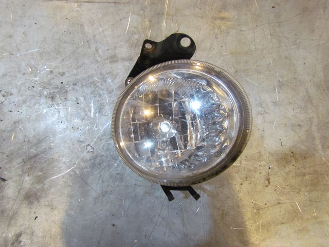 2004 Subaru Forester XT RH Passenger Fog Light. Damaged, SEE PICTURES