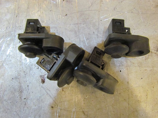 2004 Subaru Forester XT Door Ajar Switches For All 4 Doors 