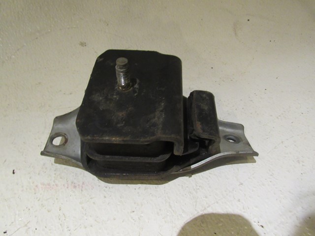 2004 Subaru Forester XT LH Engine Mount