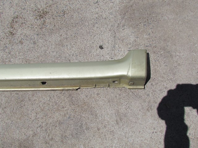 2004 Subaru Forester XT RH Passenger Side Skirt