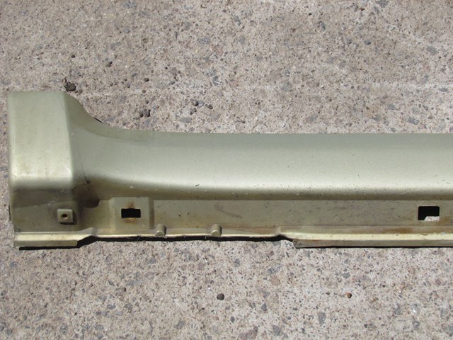 2004 Subaru Forester XT LH Drivers Side Skirt