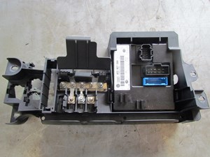 2006 Audi A8L Comfort Control Module With Positive Battery Block 4E0 910 289B