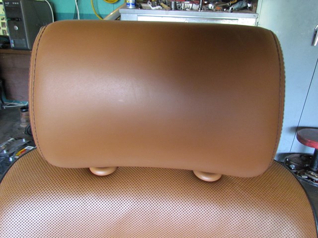 2006 Audi A8L RH Passenger Front Seat. Interior Code N5D/LR