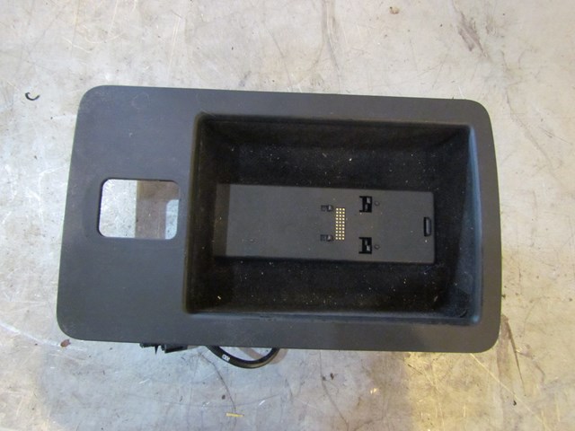 2006 Audi A8L Canter Console Cell Phone Module 4E0863075M