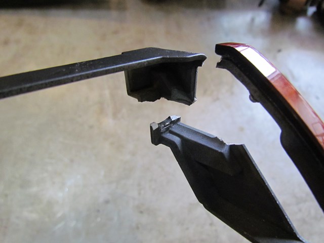 2006 Audi A8L Rh Passenger Dash Trim. Damaged, See Pictures 4E1857186