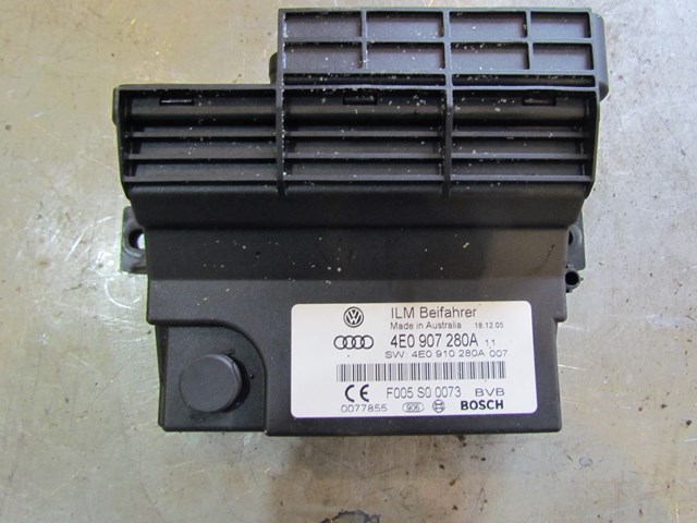 2006 Audi A8L Battery Power Supply Control Module 4E0907280A