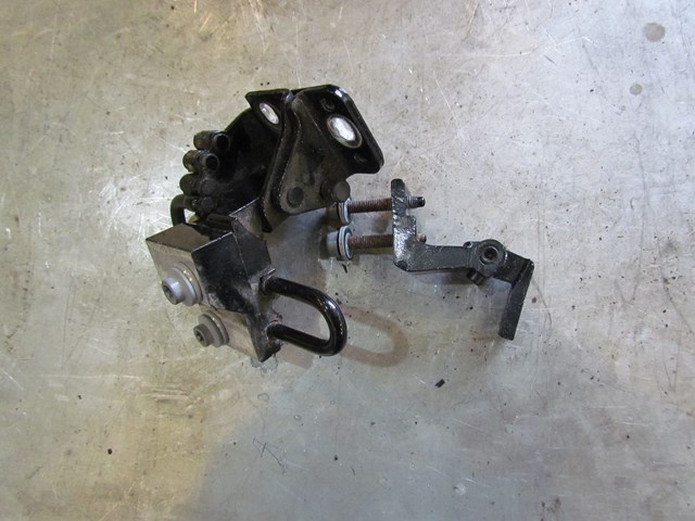 2006 Audi A8L LH Drivers Side Rear Door Hinge Set