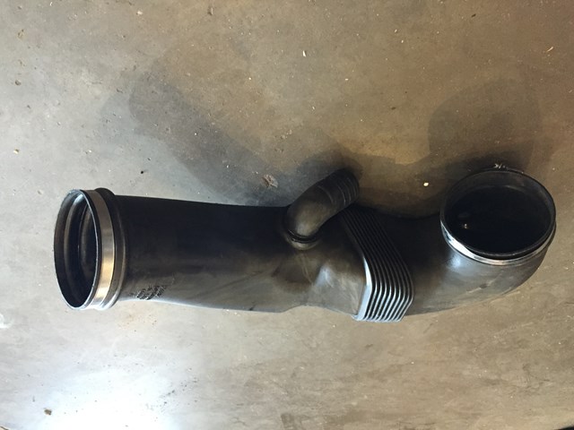 06 Audi A8 Air Intake Duct Hose