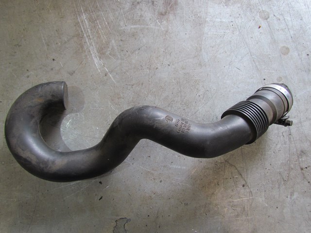 2006 Audi A8L Air Intake Tube 077129951