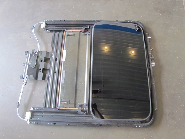 2006 Audi A8L A8 Sunroof Sun Roof Moon Roof Assembly 