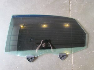 2006 Audi A8L LH Drivers Rear Door Glass
