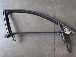2006 Audi A8L RH Passenger Front Door Window Frame