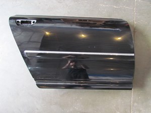 2006 Audi A8L RH Passenger Door Shell. See Pictures