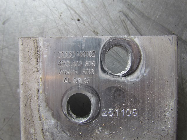 2006 Audi A8L Chassis Mid Brace 4E0803805