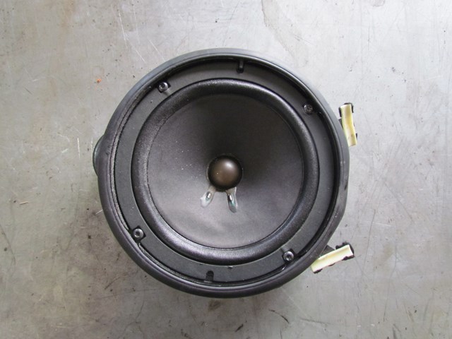 2006 Audi A8L LH Drivers Rear Door Speaker 4E0035411H