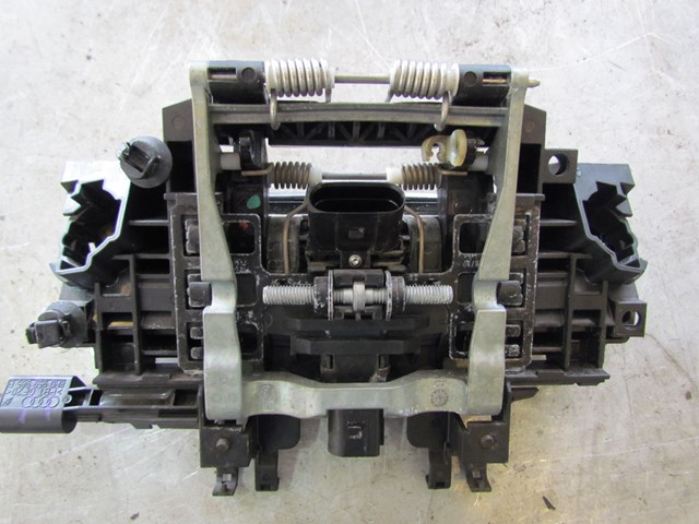 2006 Audi A8L RH Passenger Front Exterior Door Handle