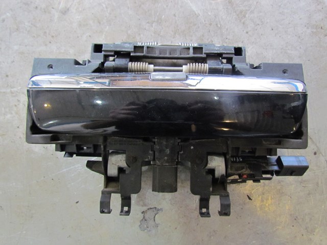 2006 Audi A8L RH Passenger Front Exterior Door Handle