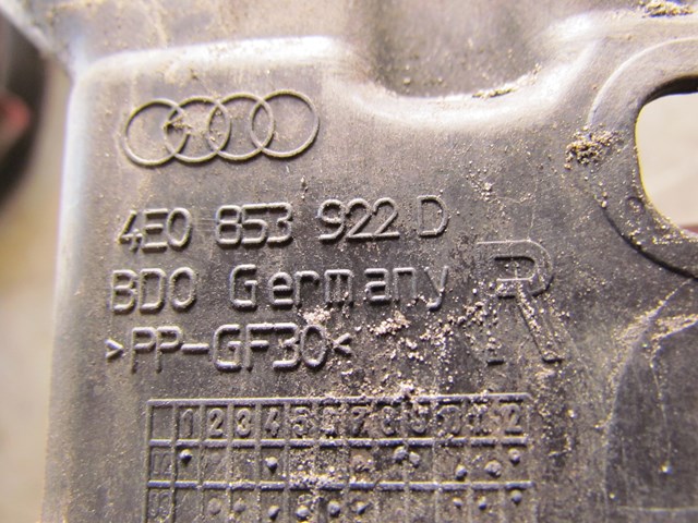 2006 Audi A8L RH Passenger Front Side Skirt Mount 4E0853922D