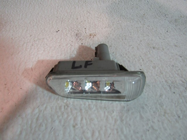 2006 Audi A8L LH Drivers Front Sidemarker Light
