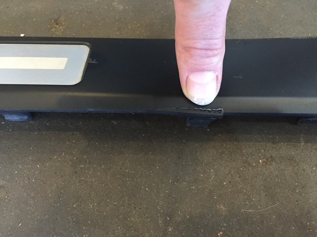 2006 Audi A8L Rear Left Door Sill