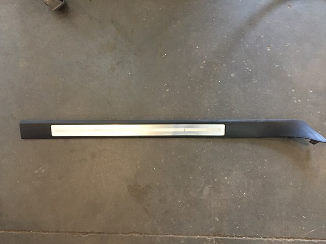 2006 Audi A8L Rear Right Passenger Door Sill
