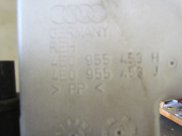 2006 Audi A8 A8L Windshield Washer Reservoir Tank OEM 4E0 955 453