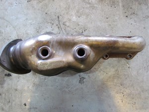2006 Audi A8L Rh Passenger Exhaust Manifold