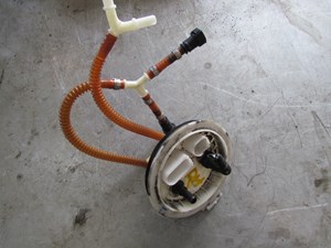 2006 Audi A8L RH Fuel Pump Top With Tubes 4E0 919 679 A