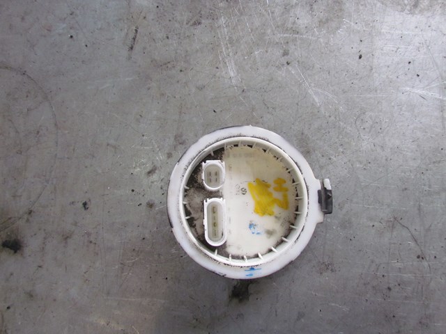 2006 Audi A8L LH Fuel Pump Top Connectors 3D0 919 679